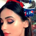 Aditi Arya Instagram – 2019, when I dared look up the internet for hairstyling inspo. 
Credit to Peyton McCauley and her very cool dad. 
#hairstyle #graphiceyeliner #makeup @pepsi @pepsico