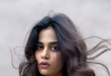 Aditi Sudhir Pohankar Instagram - I think when I watched Dune, I couldn’t get over this background score @hanszimmer created, so immaculate, dusty , I could feel the spice in the sand miles away from the desert 🌵 Couldn’t help to cut this one on this track. If you’ll have watched the film and would like to share what you creative reel could be on this track, drop in my DM and I’ll share the one that’s best matched 😃 Love to all of you ♥️ Credit @niveditapohankar HMU @khushbusoni06 . . . . . #love #aaditipohankar #traveldiaries #she #jaipur #travel #beauty #beautiful #smile #instagood #instagram #insta #dune #hair