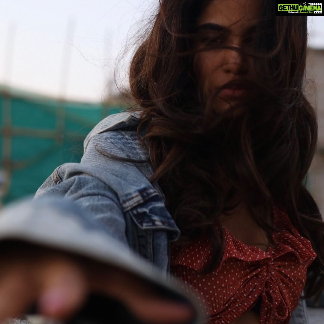 Aditi Sudhir Pohankar Instagram - ~ In love we are lost ~ . . . . . 📸@shubhammandhyanphotography #love #aaditipohankar #me #happy #she #aashram #actorslife #actress #instagood #instafashion #instagram #fashion #fashionstyle #fashionista #beautiful #beauty #beautifulhair #hair #skincare #skincare #only