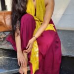 Ahana Kumar Instagram - here’s what my soul looks like 🌼 Images Shot by @misspinkshoes_ , my sunshine girl 😘 Bessy Beach