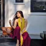 Ahana Kumar Instagram - here’s what my soul looks like 🌼 Images Shot by @misspinkshoes_ , my sunshine girl 😘 Bessy Beach