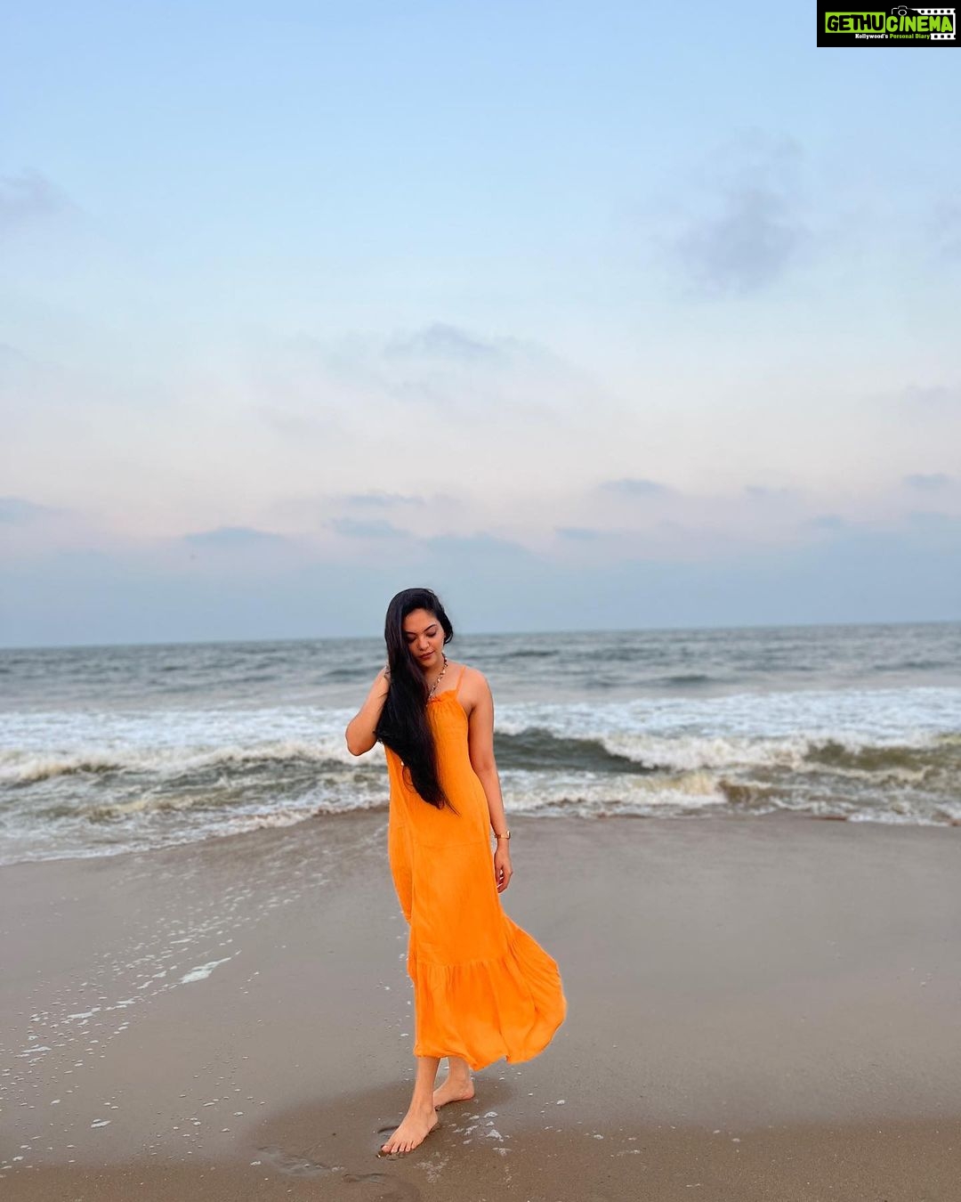 Ahana Kumar Instagram - fun day at the beach 🏖 Mahabs..!!