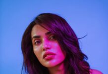 Akshara Gowda Instagram - 🎶We can wait forever for the world to un-track We can wait forever for the worthwhile track 🎶❣️♥️ #aksharagowda #stylishtamizhachi #stylishtamilachi #aksharagowdabikki PC : @puchi.photography