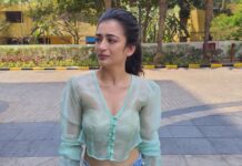 Akshara Haasan Instagram - Day 5 promotions @amnp_thefilm on @primevideo @rajaramamurthy @trendloud Styling : @navadevi.rajkumar Hair : @shaash.makeup Make Up : @abhiramisivakumar Outfit : @malarvikrambridalcouture