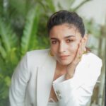 Alia Bhatt Instagram - oh hi 🐒