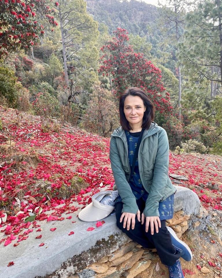 Amala Akkineni Instagram - Meditated for peace to prevail after a trek to Mahaavatar Babaji’s cave this morning. Sending Maitri to all 🙏🏼