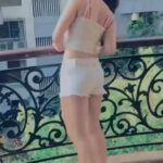 Ameesha Patel Instagram - Posted @withregram • @bollywoodsirens Our #Love #Affair with the #Gorgeous #Favorite @ameeshapatel9 & her #Balcony is never ending.. #Summer is coming and this #flashbackfriday #Video #Reel is quintessential for an #Amazing day. #AmeeshaPatel #bollywoodsirens