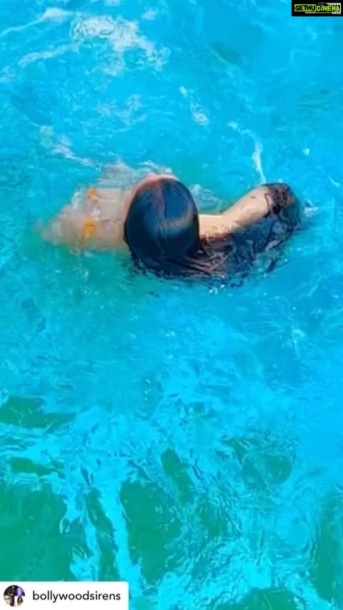 Ameesha Patel - 112.1K Likes - Posted @withregram • @bollywoodsirens The #Gorgeous #Favorite @ameeshapatel9 gives #Summer #BodyGoals ! 🔥🔥🤩🤩 #SwimmingPool #Slayer #Mermaid 😘
#Pool
#AmeeshaPatel
#BollywoodSirens #BollywoodMermaids