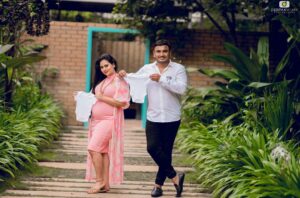 Amulya Instagram - Blessed with twin babies , both the boys and mother doing absolutely fine , heartiest thanks for all the love , good wishes showered on us throughout this journey ❤️ @nimmaamulya

Photography @deepak_vijay_photography