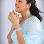 Anasuya Bharadwaj Instagram - Yenduko… yemito… 🦋 #Jabardast #Anasuya #AnasuyaBharadwaj