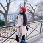 Andrea Jeremiah Instagram - Au revoir Paris 💋 #paris #montmartre #travel #travelgram