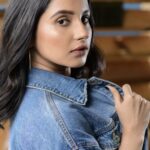 Angana Roy Instagram – To all the things I’ve lost on you.

Picture :@sourav3934
Hair and Make-up: @anupdasmakeup

#mondaypost #lp #lostonyou #jeansjacket #nofilter #currentfavorite #song #lookbook #stare #february #artistsoninstagram #endoffeb #photoshoot #shorthair #hairstyle #wakeupandmakeup #mondaynight #lovefromA