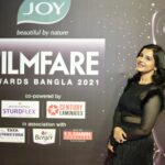 Angana Roy Instagram – About last night.
Filmfare Bangla.

Captured by : @sourav3934
Makeup by : @anupdasmakeup
Styled by : @styleby_tania 

@filmfare 

#filmfare #filmfareawards #ootd #ladyinblack The Westin Kolkata