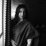 Angana Roy Instagram - I will love the light for it shows me the way, yet I will endure the darkness because it shows me the stars. -Og Mandino Captured by : @__blatherskite_ #mondaypost #bnw #bnwfeed #lightanddarkness #igdaily #mondaymood #portrait #sareelovers #sareeindia #indianwear #portraitphotography #lovefromA