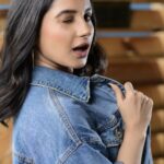 Angana Roy Instagram – To all the things I’ve lost on you.Picture :@sourav3934Hair and Make-up: @anupdasmakeup#mondaypost #lp #lostonyou #jeansjacket #nofilter #currentfavorite #song #lookbook #stare #february #artistsoninstagram #endoffeb #photoshoot #shorthair #hairstyle #wakeupandmakeup #mondaynight #lovefromA
