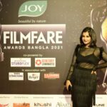 Angana Roy Instagram – About last night.
Filmfare Bangla.

Captured by : @sourav3934
Makeup by : @anupdasmakeup
Styled by : @styleby_tania 

@filmfare 

#filmfare #filmfareawards #ootd #ladyinblack The Westin Kolkata