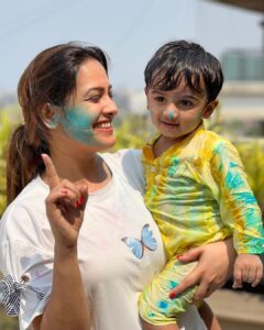 Anita Hassanandani Instagram - Holi Hai! 🌈
