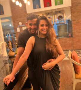 Anita Hassanandani Instagram - Happiest birthday to the bestest hubby most amazing dad and……cherry on the cake ….🤍GOODLOOKING🤍too!
Am I lucky or AM I LUCKY!
Weee lover youuuuu! @rohitreddygoa