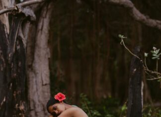 Anjali Patil Instagram - On the very early morning we all walked inside the forest. I slowly transformed, navigating through thorns and whispering with the trees, sky and birds while @aishwaryashok captured magic in each frame. For me, Van Gogh / Irusaayi / Vaanvil are fragile and strong, real and magical, fire and water at the same time! @kuthiraivaalthefilm is running in theatres with overwhelming reviews from the critics and audience. Forever grateful for this magical moment! @yaazhifilms @kuthiraivaalthefilm Ideated by : @aishwaryashok Costume Design : Datcha dayal Styling: @binita_ramanathan Dop : @haya_dp Yaazhi Team : @aravindnaga.nft @m0shuu @palaniappan_kathir