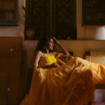 Anjali Patil Instagram - Van Gogh singing her song through the dilapidated minds and cities… @kuthiraivaalthefilm is entering second week in theatres:) Visual Poem : @aishwaryashok Costume Design : Datcha dayal Styling: @binita_ramanathan Dop : @haya_dp Yaazhi Team : @aravindnaga.nft @m0shuu @palaniappan_kathir @yaazhifilms