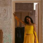 Anjali Patil Instagram - Van Gogh singing her song through the dilapidated minds and cities… @kuthiraivaalthefilm is entering second week in theatres:) Visual Poem : @aishwaryashok Costume Design : Datcha dayal Styling: @binita_ramanathan Dop : @haya_dp Yaazhi Team : @aravindnaga.nft @m0shuu @palaniappan_kathir @yaazhifilms