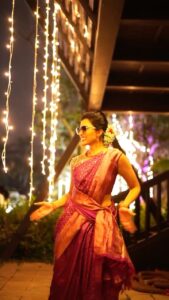 Anju Kurian Instagram - Halamithi Habibo 💃🏾 ｓｕｎｄａｙｖｉｂｅｓ #beast #halamathihabibo #arabickuthu #reelitfeelit #instareels #sundayvibes #thalapathy 🎥- @zion_mathew_thomas