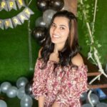 Anju Kurian Instagram - When that sudden wave of happiness hits you 😍🤩🥰. #tuesdayvibes #currentmood #instapic #feedyoursoul #happysoul #tuesday #evening #eveningpost #instamood #smilealways #grateful #gooddays #randompic #bekind Chennai, India