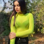 Ankitta Sharma Instagram - 𝙞𝙩 𝙬𝙖𝙨 𝙖𝙡𝙡 𝙖 𝙣𝙚𝙤𝙣 𝙙𝙧𝙚𝙖𝙢.. 💚
