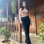 Ankitta Sharma Instagram - Contemplating life & my next meal.. 🍟