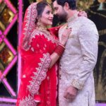 Antara Biswas Instagram - Reliving our shaadi moments yet again on a reality show! #MonVik #monalisa #vikrant #smartjodi #starplus #happy #couple #bonding #love #husbandandwife #bridal #look #lovestory Styled By: @harshalds Mua : @sachinmakeupartist1 Hairstyling: @shab_qureshi786 📸: @deepakpathak663