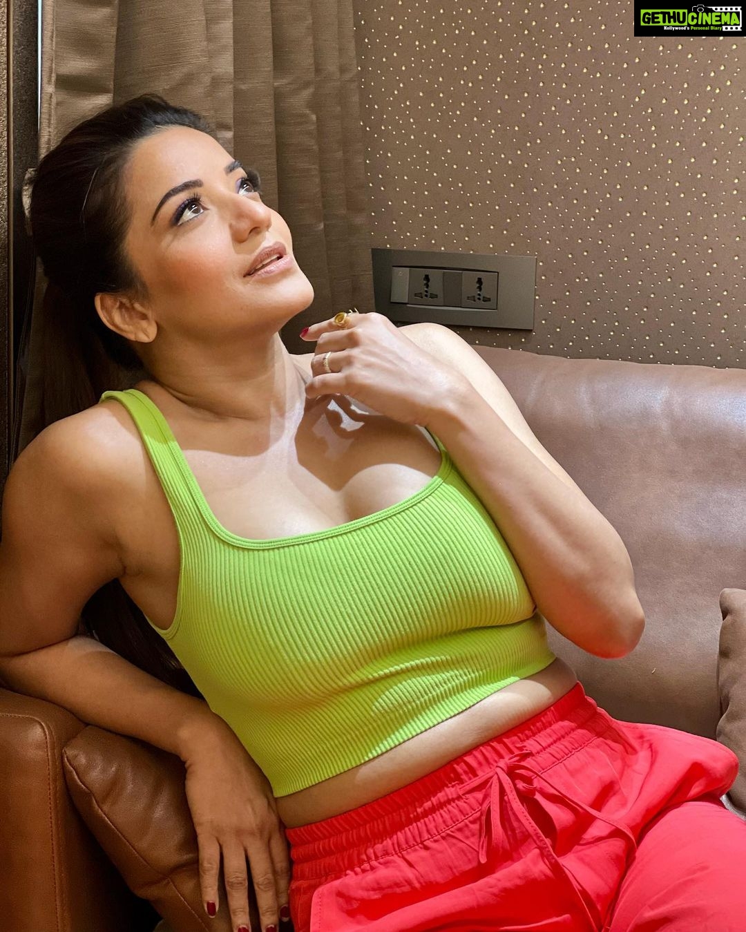 Antara Biswas - 150.8K Likes - Most Liked Instagram Photos