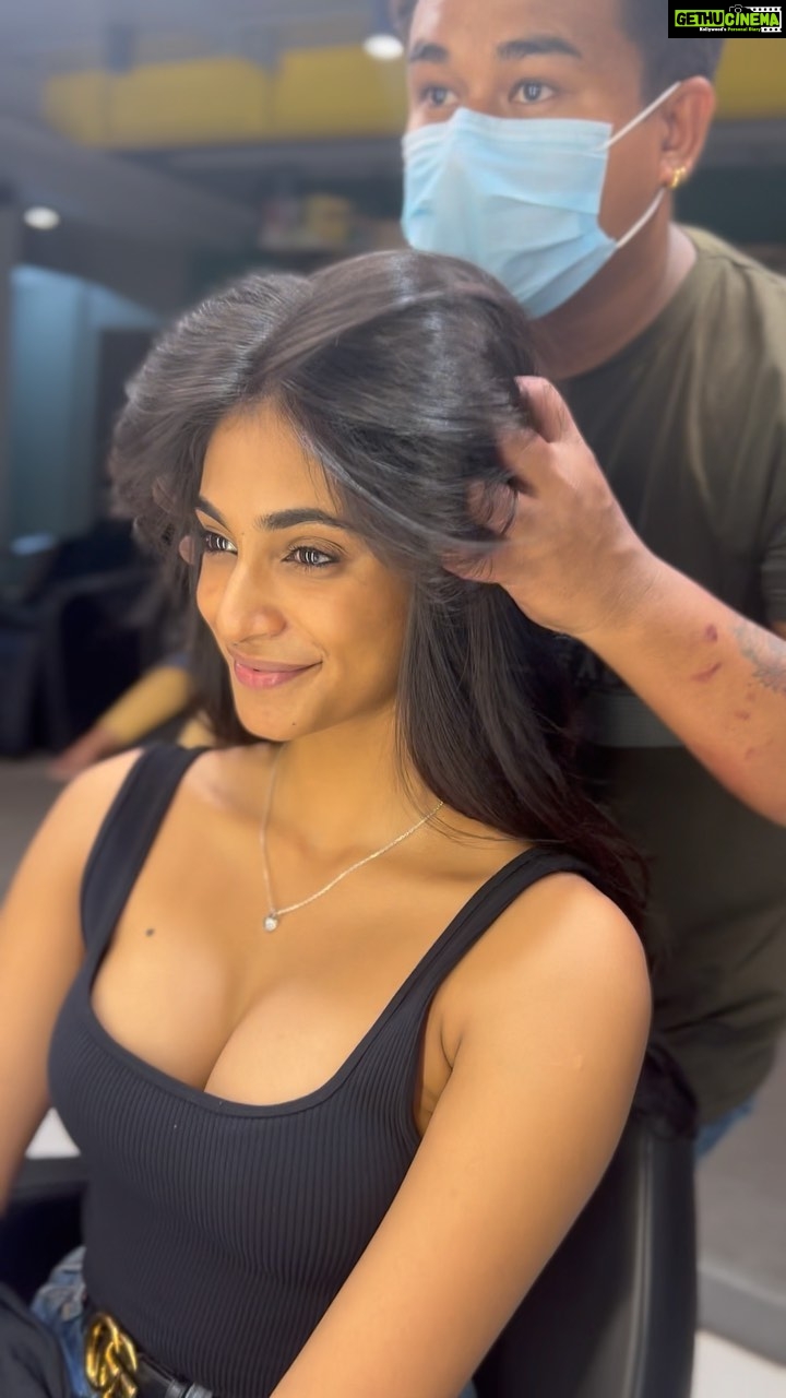 Anukreethy Vas Instagram - Customised hair transformation for @anukreethy_vas the beauty queen 👸 For more details Call : 9610056789 . . . #haircut #hairstyles #hairoftheday #hairinspo #hairlove #zazzle #hairstyle #hairstylist #hairtransformation #hairfashion #highlights #halamathihabibo #chennai #models