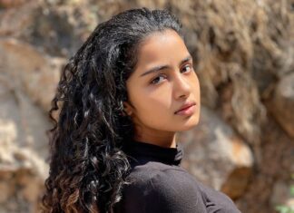 Anupama Parameswaran Instagram - A “good morning” post after a while 😬 PC @nihal_kodhaty