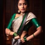 Anupama Parameswaran Instagram - Sa sa sareeeeee!!!!! Styled by: @meghanaalluri Outfit by: @label_kusumanjali Accessories by: @petalsbyswathi Shot by: @kvmanideep10.photos