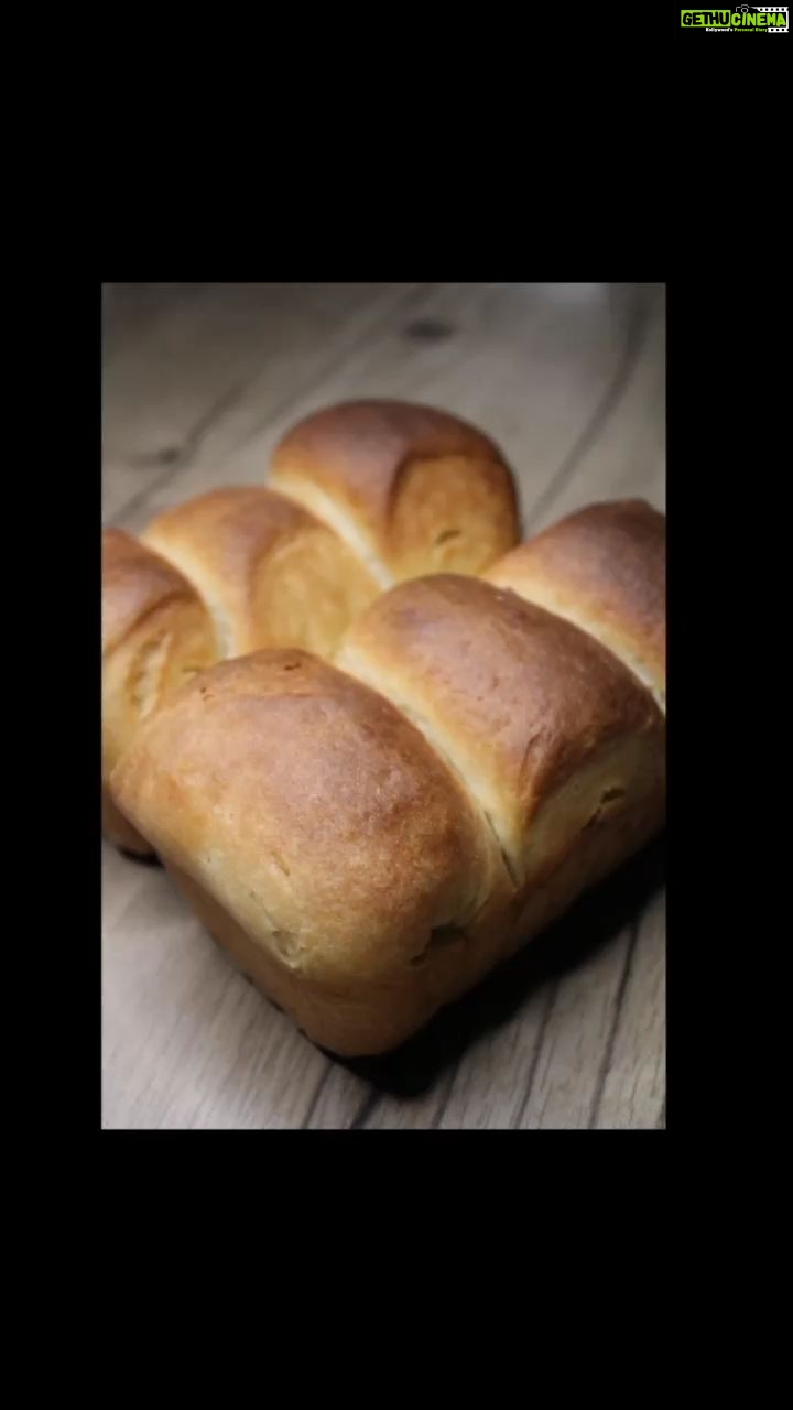 Anupriya Kapoor Instagram - Milk Bread ๐ Eggless Bread recipe Link in bio - https://youtu.be/NxOchl5-nQ8 P.S - If you make this you will never go back to a store bought bread๐ . . . . . . . . . . . . #milkbread #egglessbread #homemadebread #bread #makeyourown #lylacbakeshop #soft #meltinyourmouth #breadsofinstagram #trending