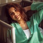 Anushka Sharma Instagram - Main गुड लाइट ki deewani hoon 🐸