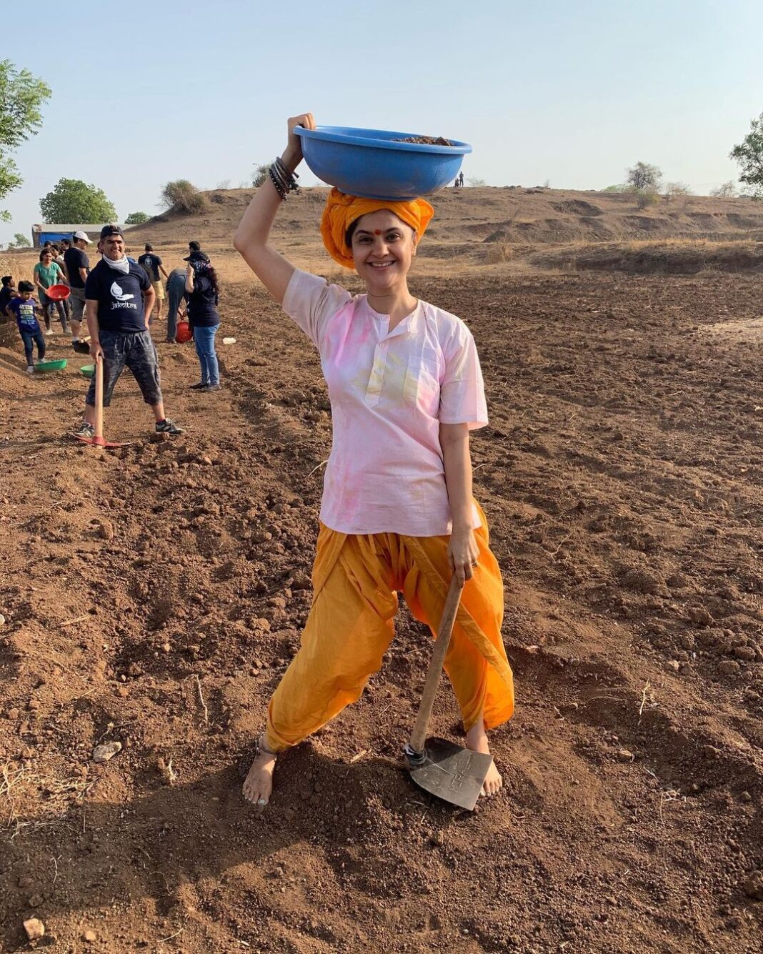 Archana Instagram - The only way to stay closest to #shiva be nice to #prakriti (#parvati) . . . #staygrounded #grounding #farming #paanifoundation #paani #aamirkhan #waterharvesting #soil #deshkidharti #mycountry #india #farm