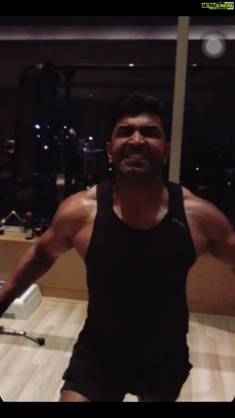 Arun Vijay Instagram - Beast mode!!💪🏽💪🏽 #warhorse #AVworkouts