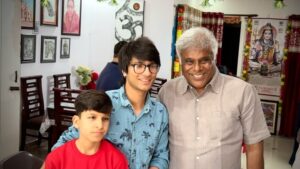 Ashish Vidyarthi Instagram - Met an artist, who has discovered new ways to express himself and in doing so, has created history. The young, warm hearted and passionate Sourav joshi... The success he has worked so hard to achieve, sits easy on his shoulders.. His epitomises the spirit of making a difference with the life we have. He has created a niche for himself by being innovative with all that he had at his disposal. He is an inspiration for one and all, as he has shown through his relentless hard work (daily vlogging is that ).... That people will like and connect with clean content. More power to you Sourav, as you carry on your unique journey... With your family and loved ones... I am very happy that I got to meet you, spend some wonderful time together, and then having the loving meal cooked for us,by your mother and aunts. Also, loved visiting your village and meeting your Daadi जी father and uncles. Love light and Cheer Alshukran Bandhu Alshukran Zindagi