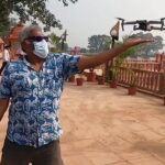 Ashish Vidyarthi Instagram – RAIPUR KA SURPRISE😯… 4 CHALE MISSION PAR 😝😜 

The 4 Of Us have set out on a mission – MISSION RAIPUR…TO SURPRISE our Mitra Vivek.

In this vlog, Join Me, Piloo, Arun & Meenakshi as we head on an interesting travel journey to Raipur.

Watch the suspense unfold in this Vlog 👉 link in bio 

Toh Bandhu…Chale Raipur???