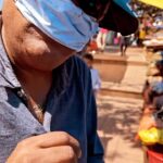 Ashish Vidyarthi Instagram - The mask of Zoro😉 #bihar #bhel #chaat #reelkarofeelkaro #travel #incredibleindia #reelsinstagram #reels #fun #food #actorslife #actorvlogs #ashishvidyarthiactorvlogs Bihar