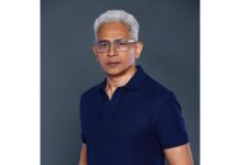 Atul Kulkarni Instagram - Gautam in Rudra @applausesocial @bbcstudiosindia @disneyplushotstar @sameern @segaldeepak @gosamm @kumarmangatpathak @rajnishkhanuja @ajaydevgn @imeshadeol @raashiikhanna @atulkulkarni_official @ashwinikalsekar @ashishvidyarthi1 @milindgunaji @luke_kenny_live #KCShankar @priyankasetia11 @hemant__kher @tarungahlot_official @instasattu @vikramsingh_chauhan @mapuskar #SanjayMemane @bansaljay @ishantrivedi72 @niharikaBhasinKhan21 @onmykayroll @garg.prasoon @sidkhaitan @rahul_ved_prakash @devnidhib @rajeshchadha @deepali31 @priyavagal #SunilRayan #GauravBanerjee @madhoknikhil #SidharthShakdher @varunmalik07