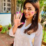Avantika Mishra Instagram - Happy Holi, my loves! Soak in the hues of joy. ❤️ . . #Holi2022