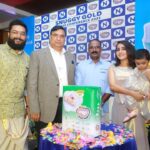 Bhama Instagram - 💛💙 @snuggybabydiapers Gold attire 💛💙 @milandesignkochi @sherlyregimon #Snuggy Gold Diaper #Re introduced #Kerala #Gauris first Prgrm #Family #Cochin