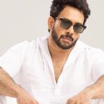 Bharath Instagram – Keep it simple and elegant !! 🤍😎 pc: @v.s.anandhakrishna  #actorslife #white #bharath #styling #peace #happy