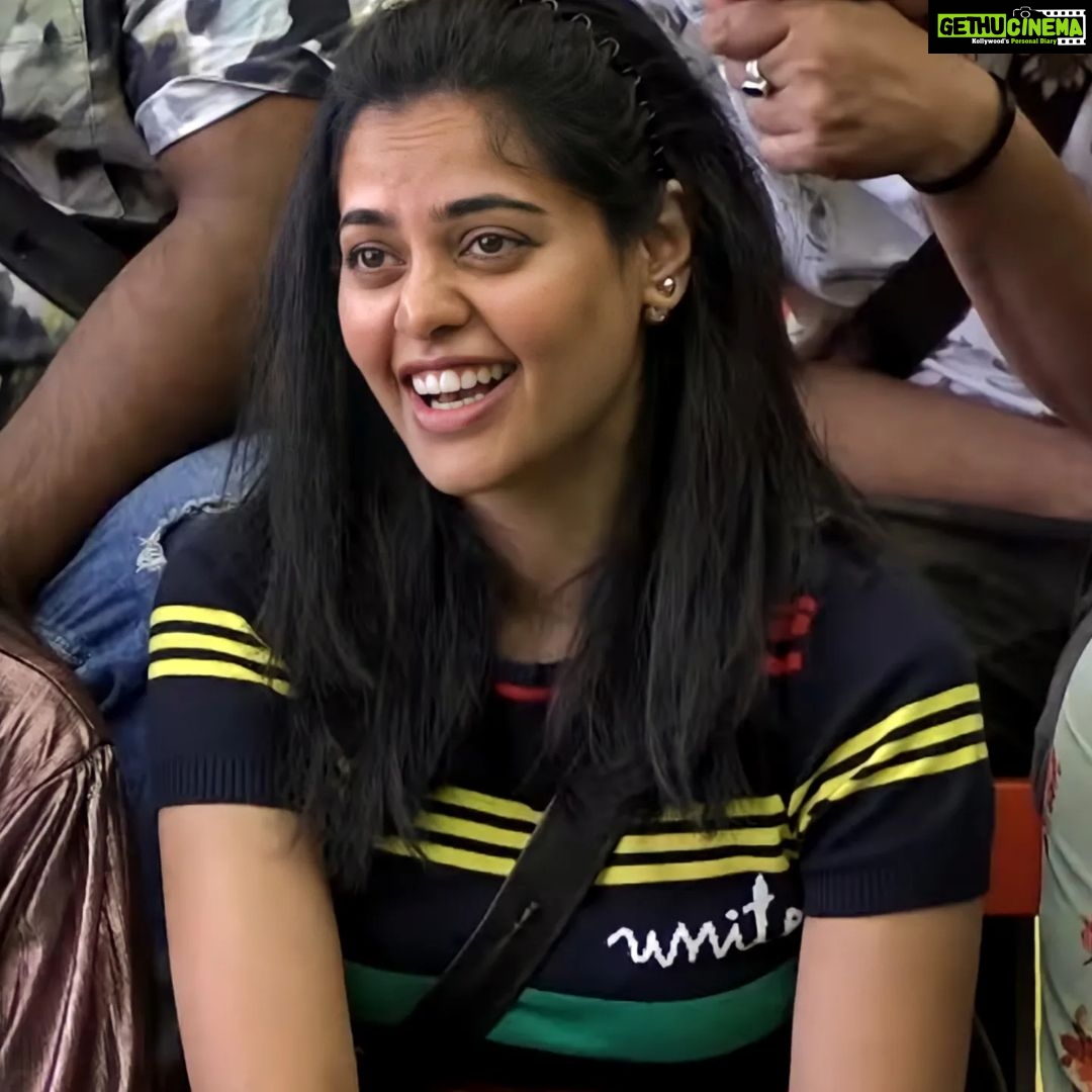 Bindu Madhavi Instagram - Smile ❤️ Support Bindu Madhavi ❤️ Login to Disney + Hotstar APP Search for BIGG BOSS TELUGU CAST YOUR VOTE FOR Bindu Madhavi (10 Votes) #bindumadhavi #bbteluguott #biggboss5 #BiggBossNonStop #biggbossnonstoptelugu
