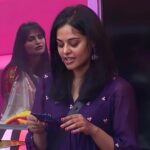 Bindu Madhavi Instagram - Smile, it's free therapy ♥️ #bindumadhavi #bbteluguott #biggboss5 #BigBossNonStop #bigbossnonstoptelugu