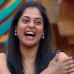 Bindu Madhavi Instagram - Weekend episode !! Yayyy!!! Her smile ♥️ #bindumadhavi #bbteluguott #biggboss5 #BiggBossNonStop #biggbossnonstoptelugu