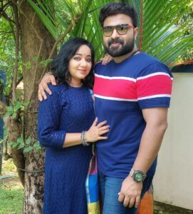 Chandra Lakshman Instagram - My safe haven💝 @tosh.christy #moongirl #potd #gratitude Kochi, India