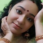 Chandra Lakshman Instagram - 'Waiting for ghee dosa' face.. also kaapi @tosh.christy #moongirl #favouritefood #tambrahm #missingchennai #husbandsphotography